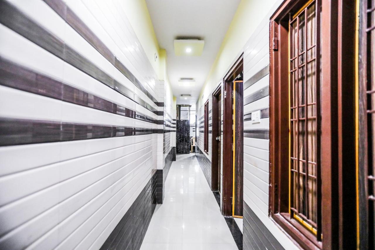 Oyo 71693 Starlight Hotel Gangānagar エクステリア 写真